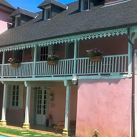 Chez Mamylette Bed & Breakfast 3*