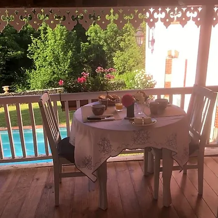 Bed & Breakfast Chez Mamylette 3*